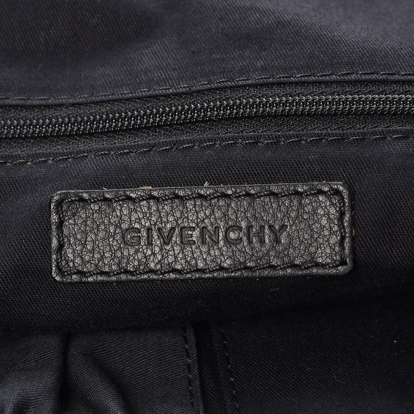 Glazed Pebbled Calfskin Medium Nightingale Black