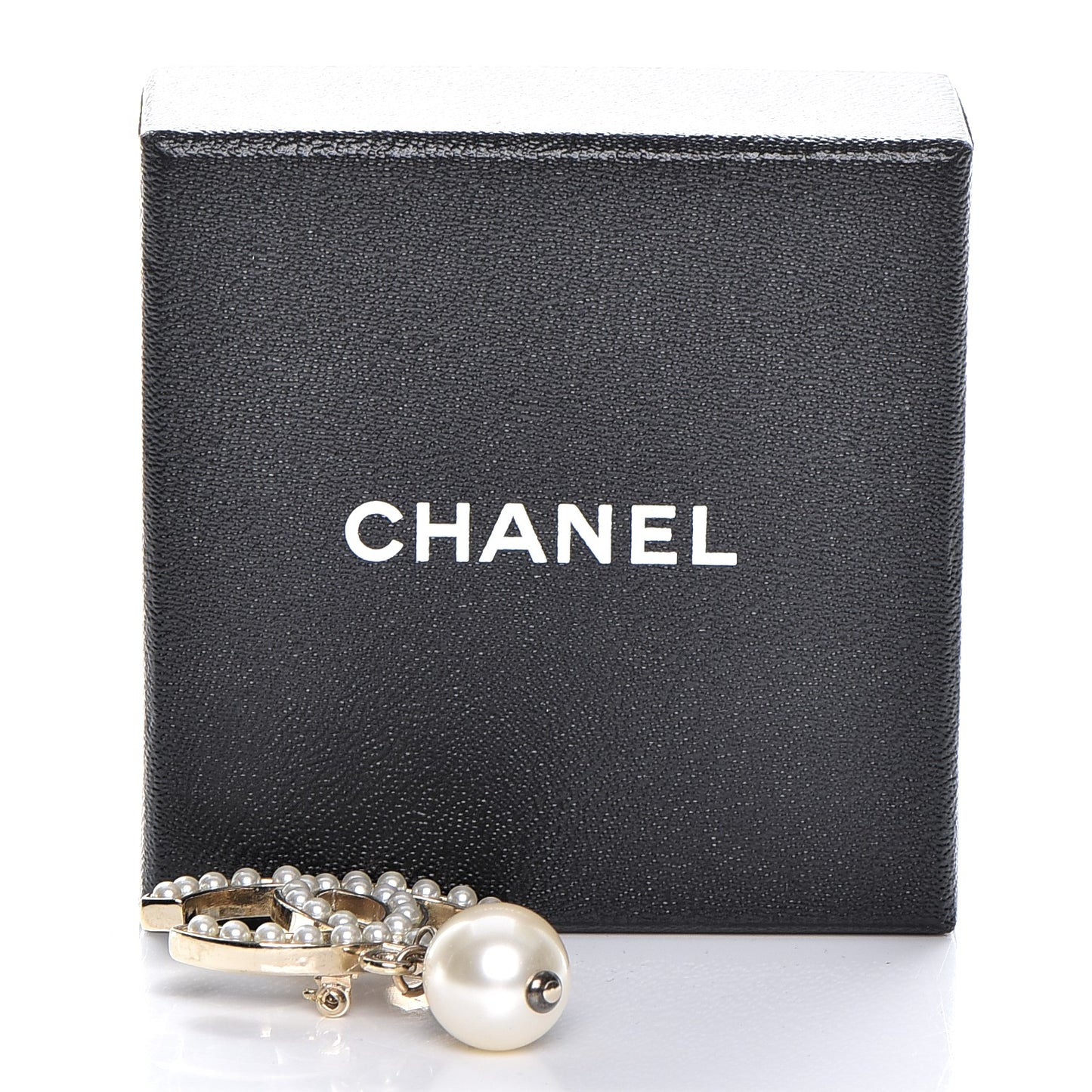 Pearl CC Drop Brooch Gold