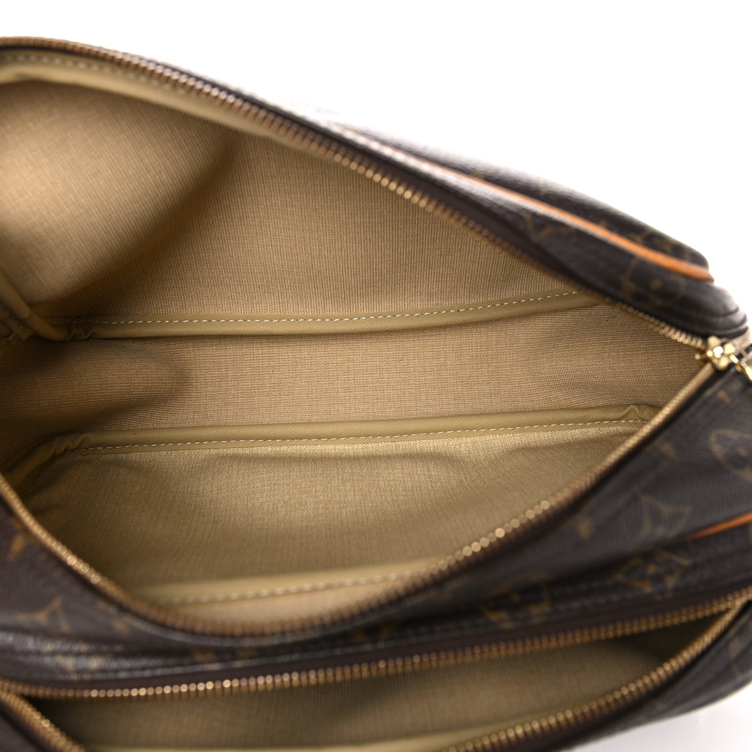 Louis Vuitton Monogram Reporter PM 4 of 28