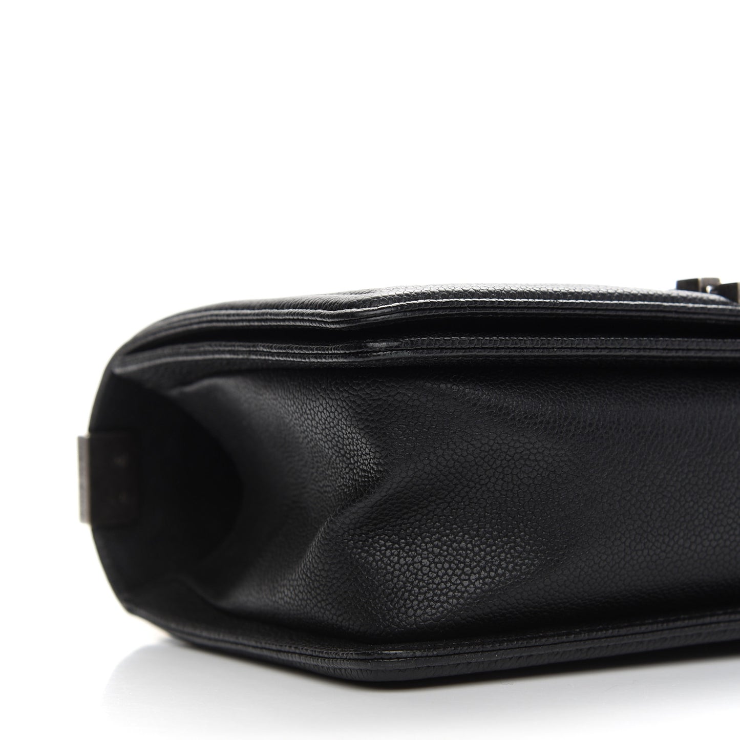 Caviar Quilted Medium Boy Flap Black