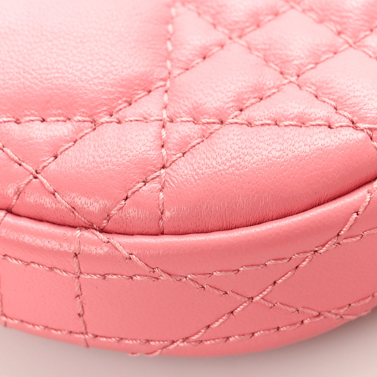 Lambskin Mini Cannage Round Caro Crossbody Pouch Peach Blossom Pink
