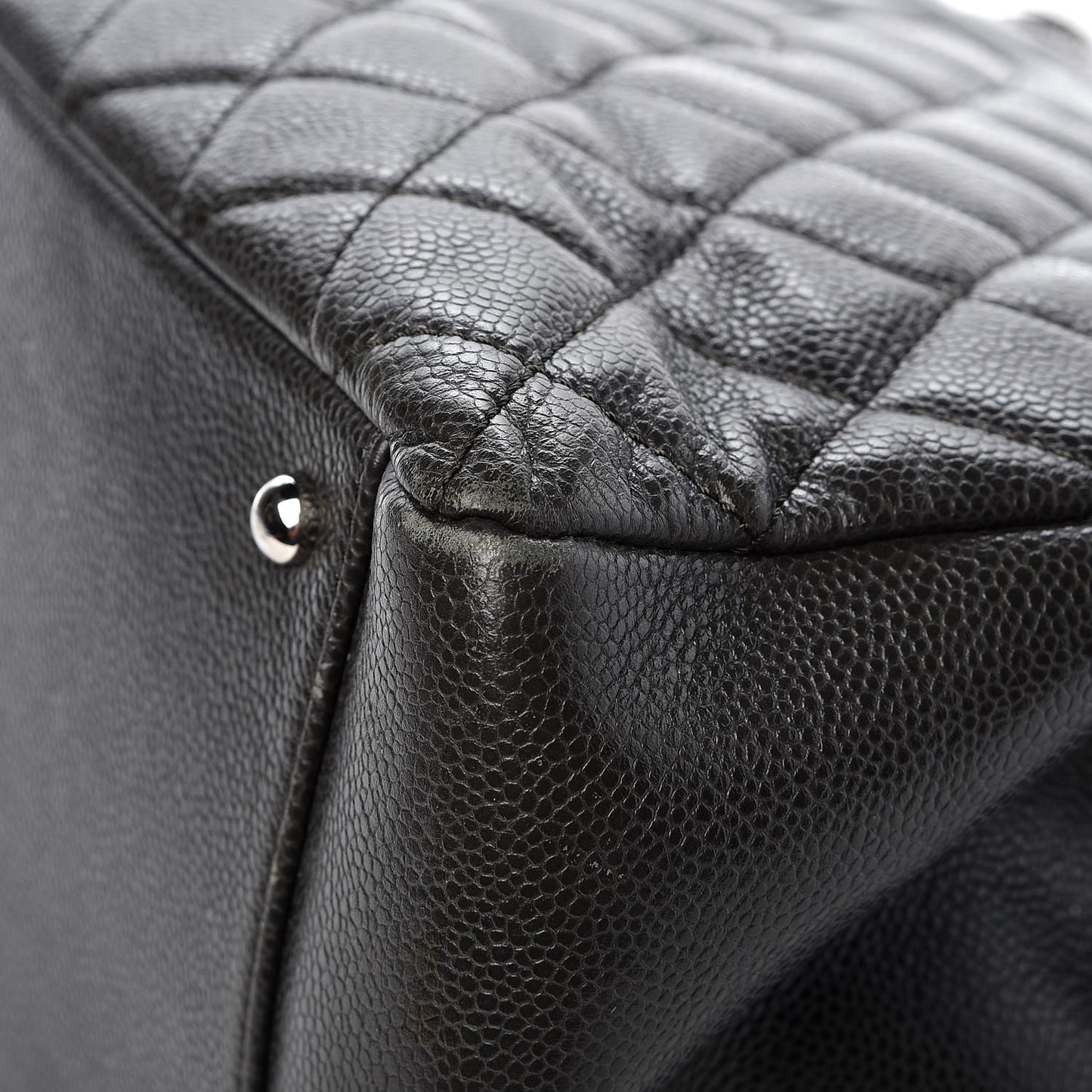 Caviar Quilted XL Grand Shopping Tote GST Dark Grey