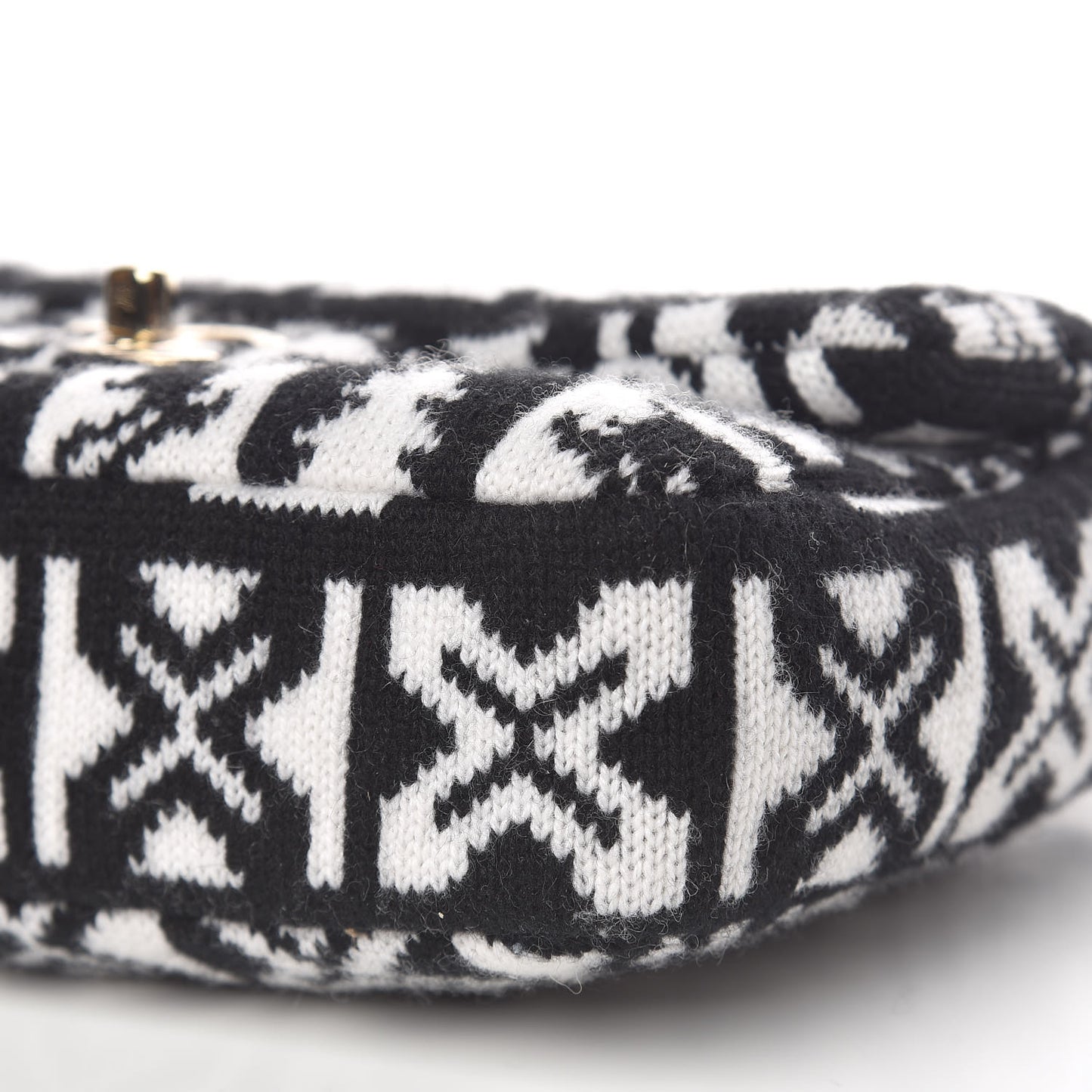 Cashmere Knit Coco Neige Flap Black White
