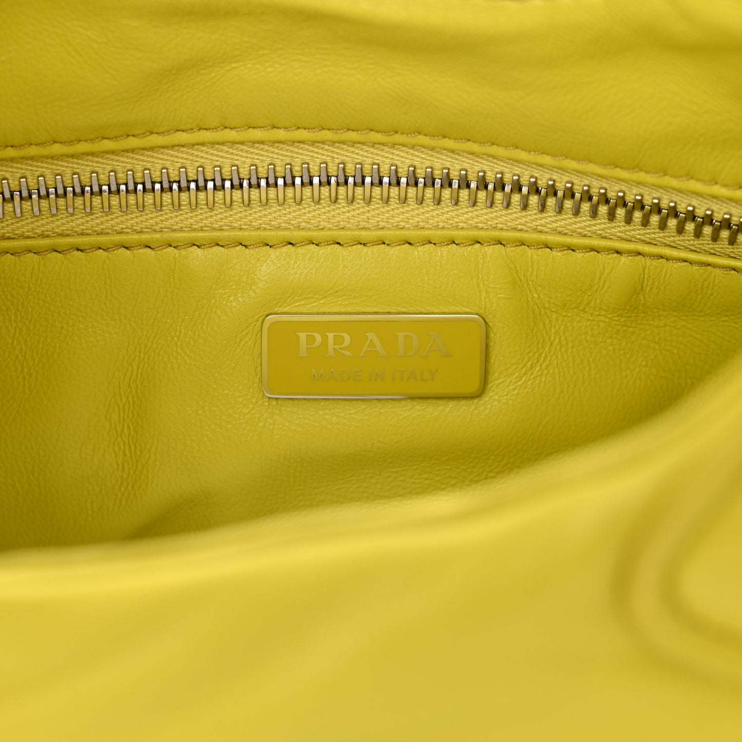 Nappa Soft Padded Re-Edition 2002 Moon Bag Cedro