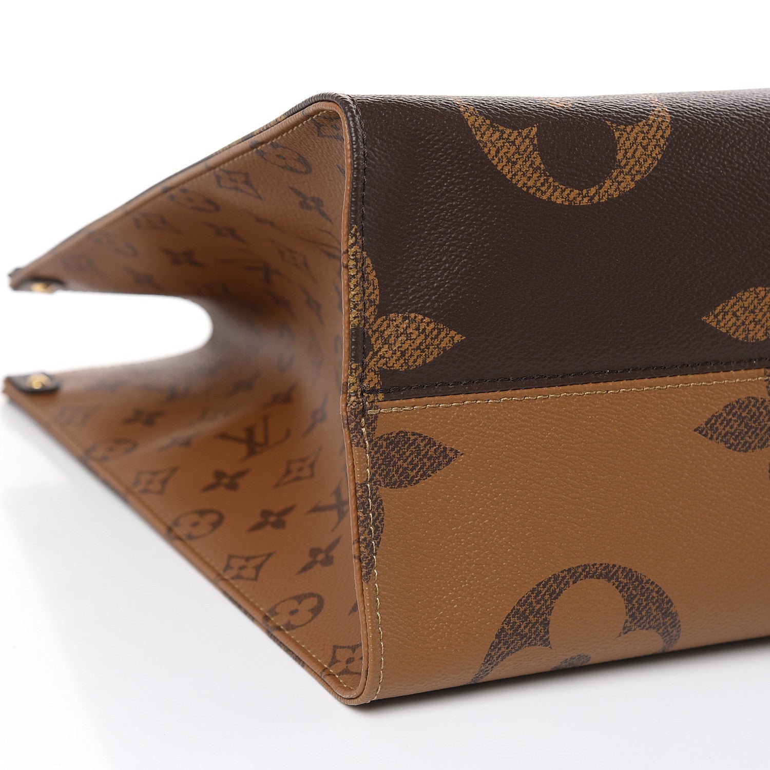 Louis Vuitton Reverse Monogram Giant Onthego GM 8 of 10