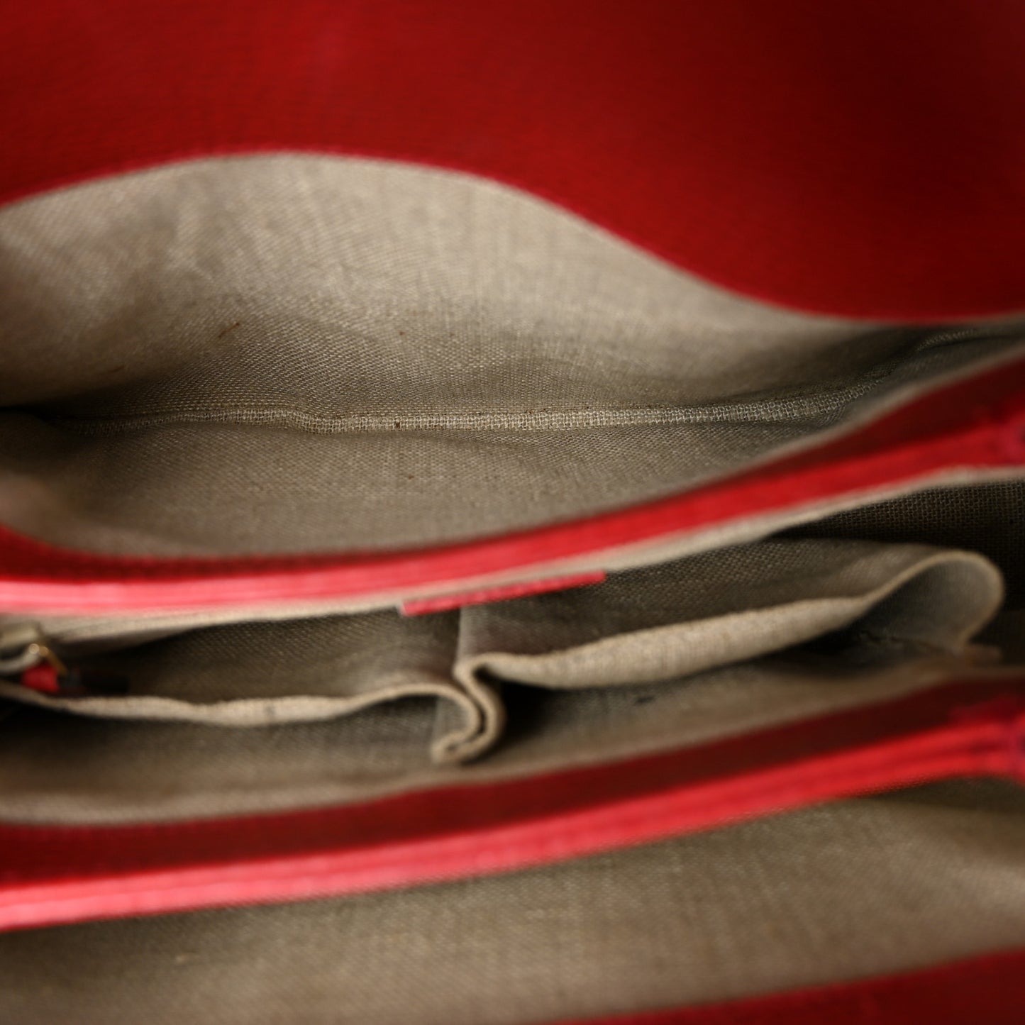 Dollar Calfskin Interlocking G Top Handle Shoulder Bag Red