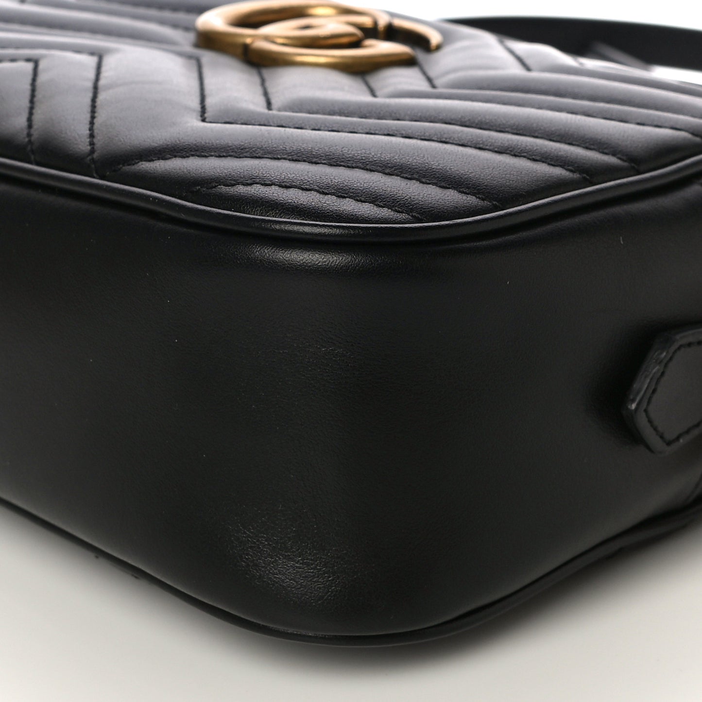 Calfskin Matelasse Small GG Marmont Chain Shoulder Bag Black