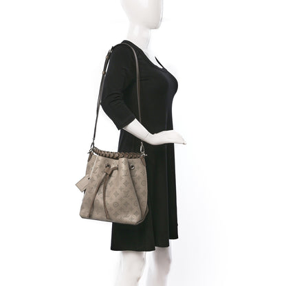 Louis Vuitton Mahina Muria Galet 2 of 9