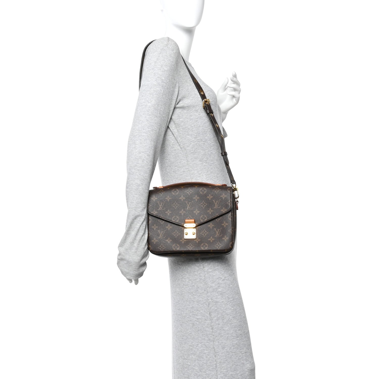 Louis Vuitton Monogram Pochette Metis 2 of 17