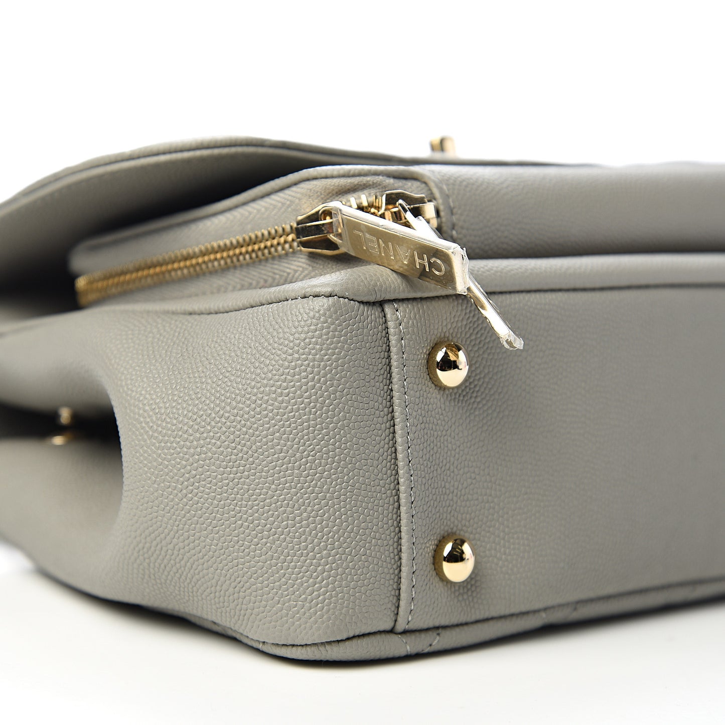 Caviar Quilted Medium Business Affinity Flap Grey