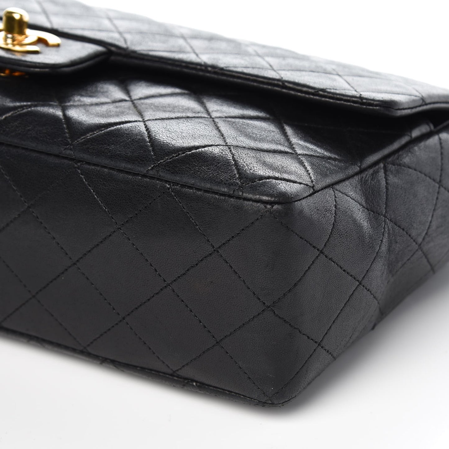 Lambskin Quilted Medium Single Flap Black