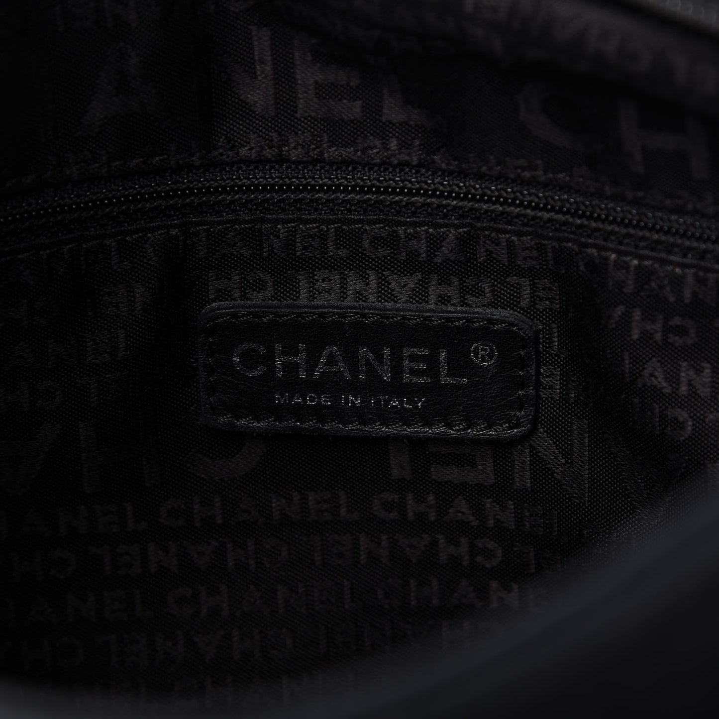 Lambskin Stitched Medium Ultimate Soft Tote Black