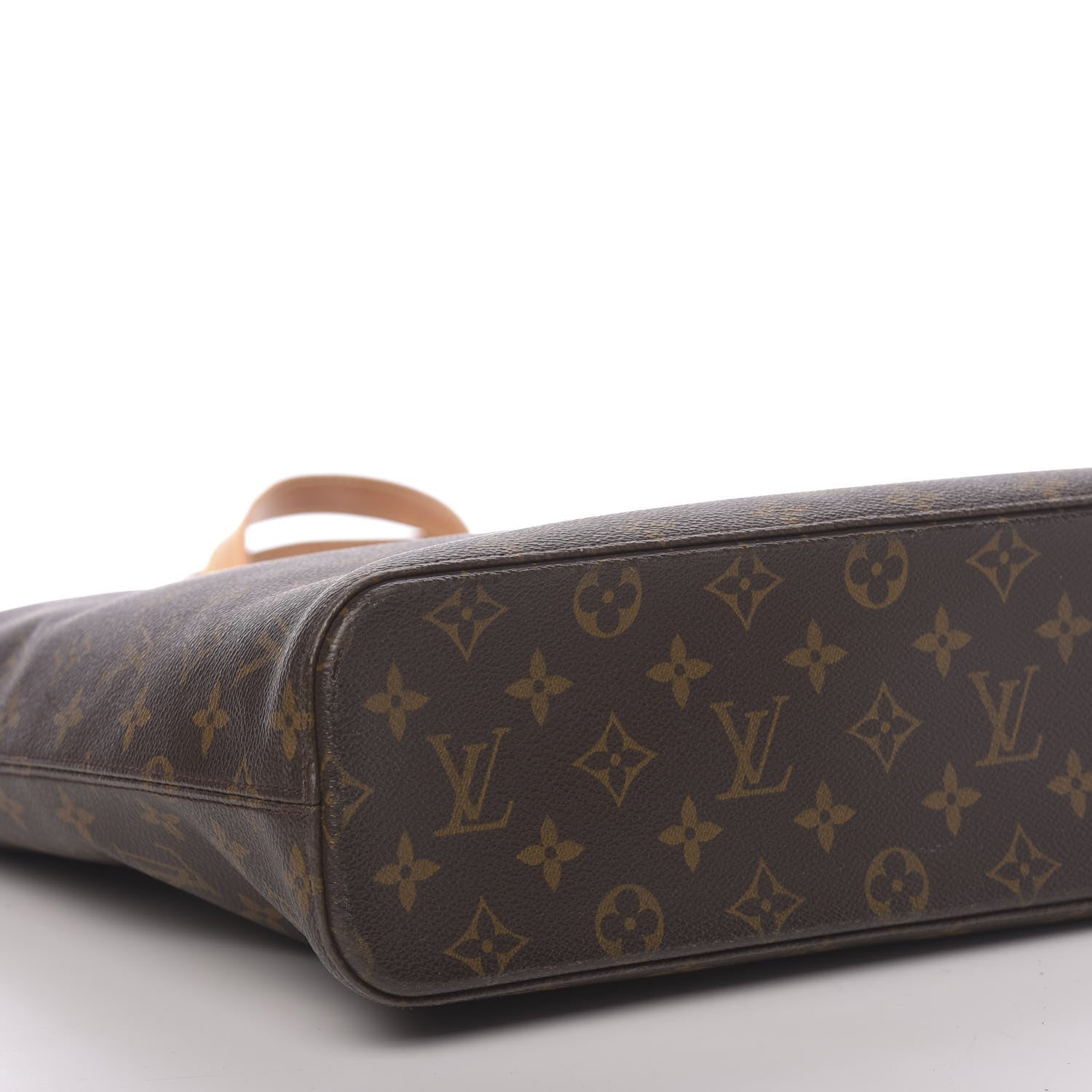 Louis Vuitton Monogram Luco 26 of 28