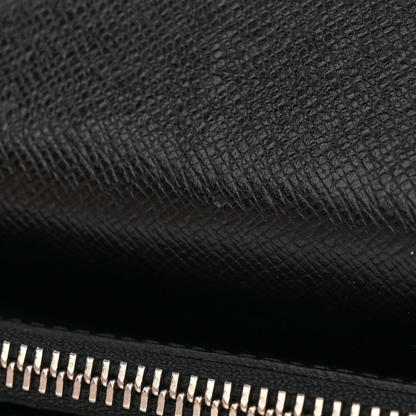 Damier Graphite Brazza Wallet