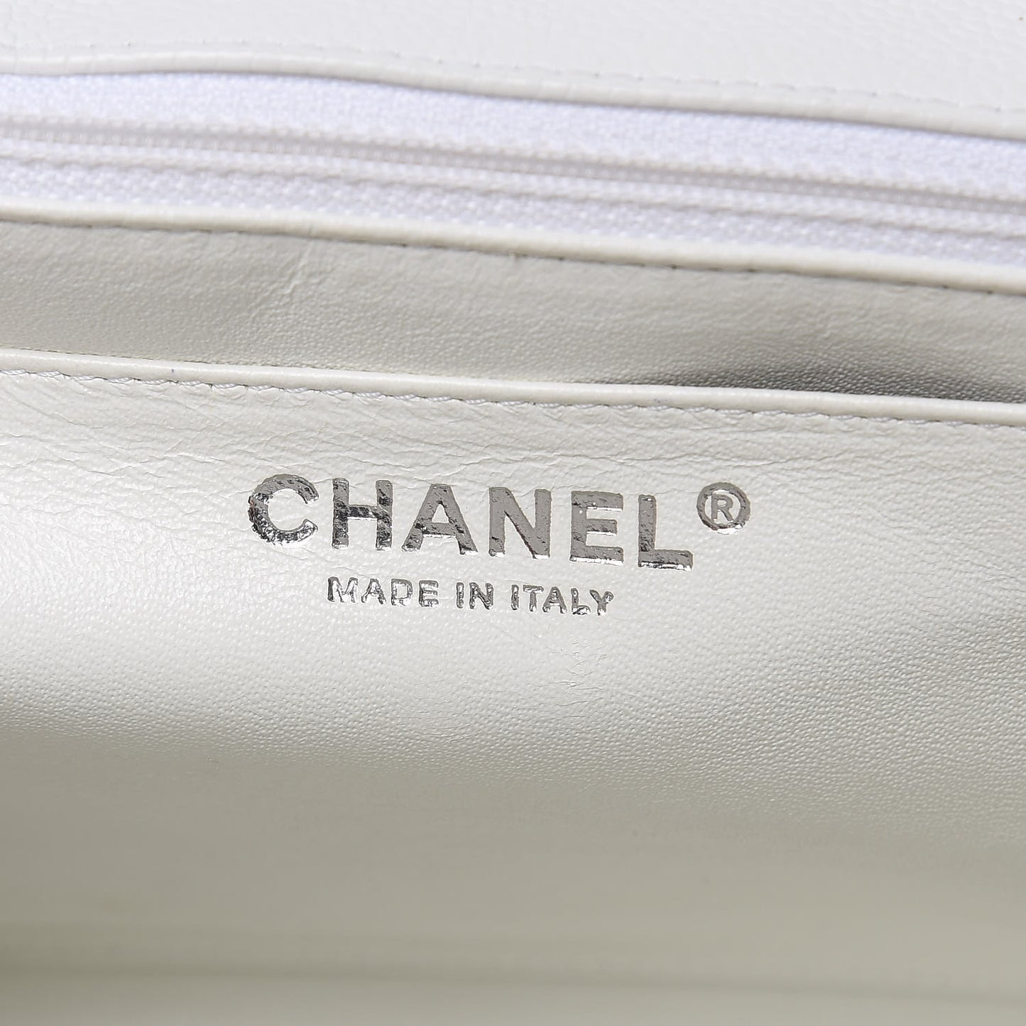Caviar Quilted Jumbo Single Flap White
