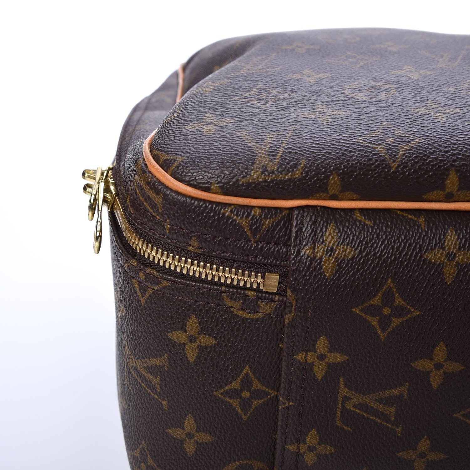 Louis Vuitton Monogram Excursion Shoe Bag 9 of 14