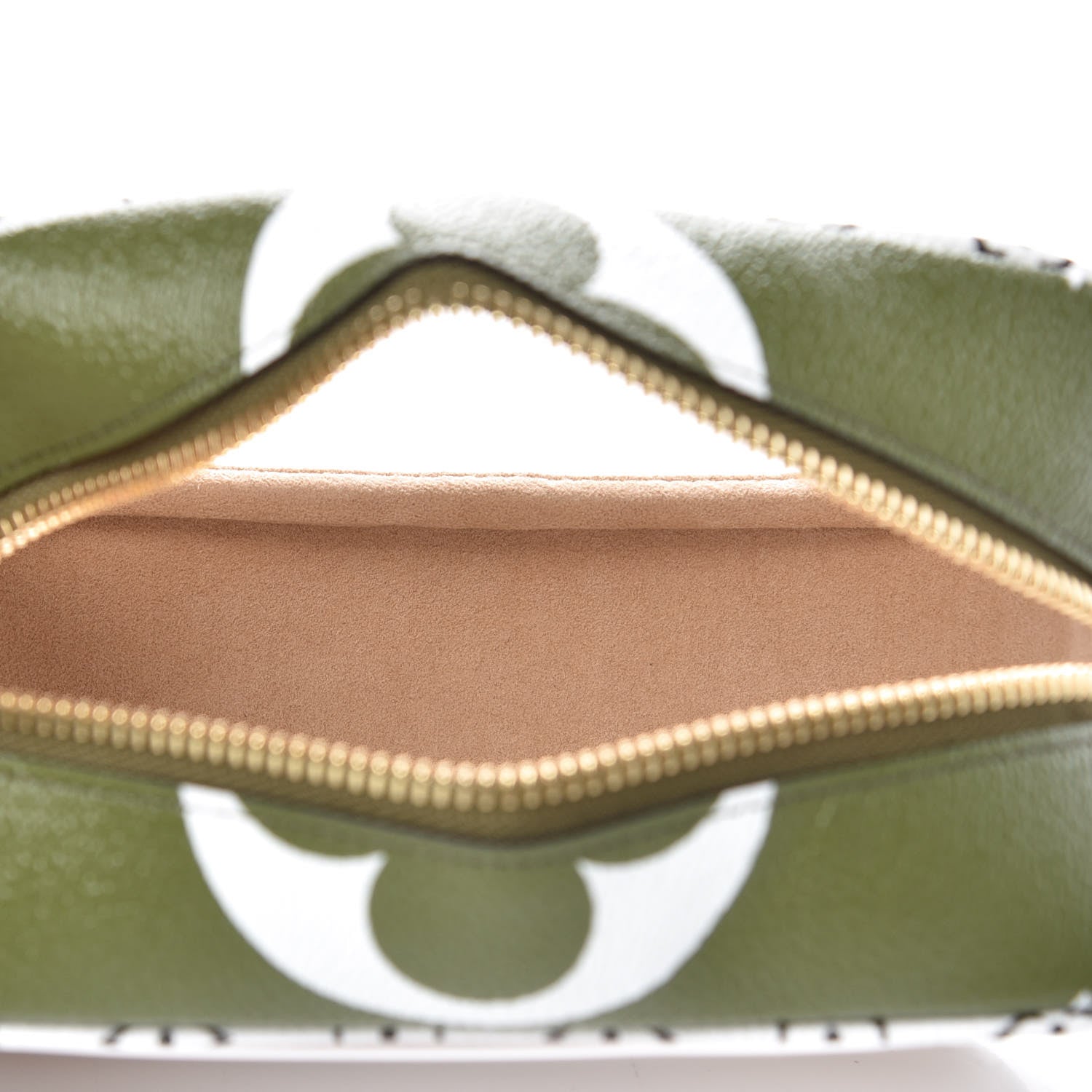 Louis Vuitton Monogram Giant Beach Pouch Kaki 5 of 7