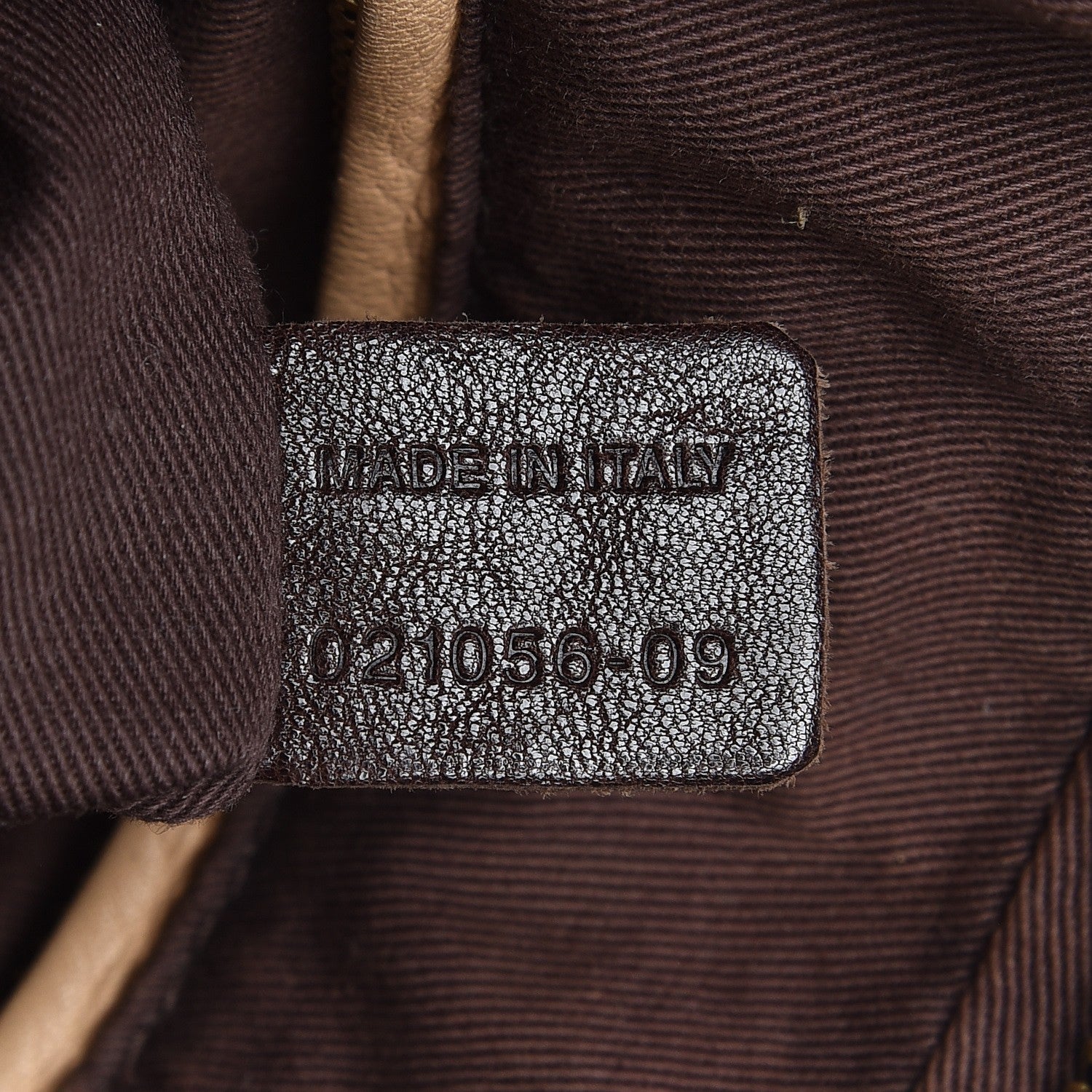 Chloe Calfskin Medium Paraty Rock 6 of 14