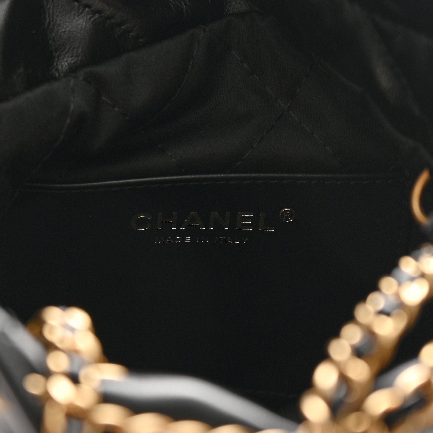 Shiny Calfskin Quilted Mini Chanel 22 Black