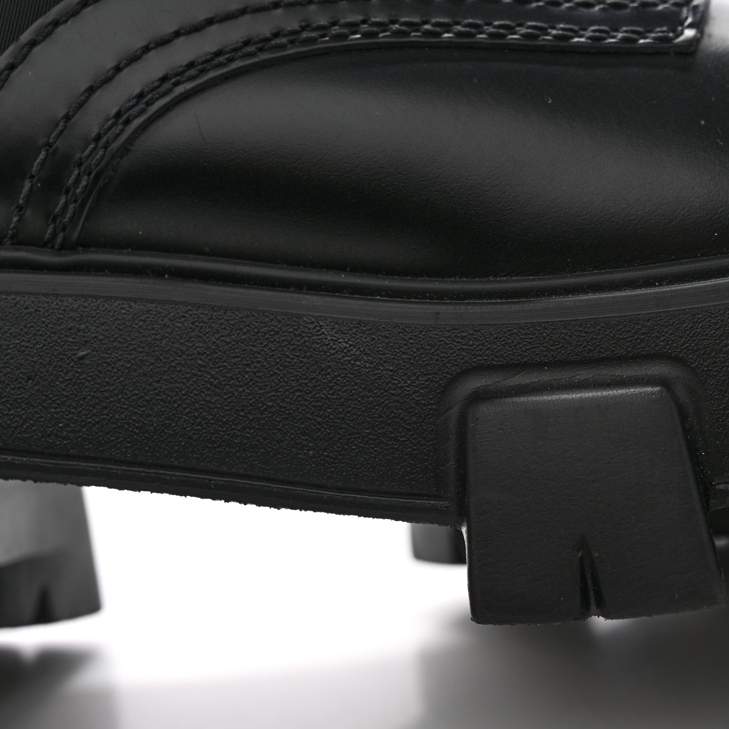 Prada Spazzolato Rois Re-Nylon Metal Triangle Logo Mens Monolith Pouch Pocket 60mm Combat Boots 7 Black 15 of 15