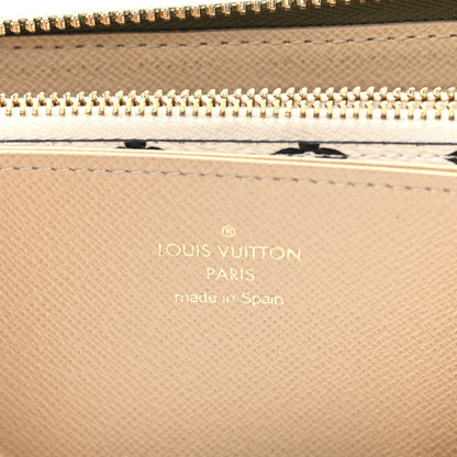 Louis Vuitton Monogram Giant Zippy Wallet Kaki White 12 of 18