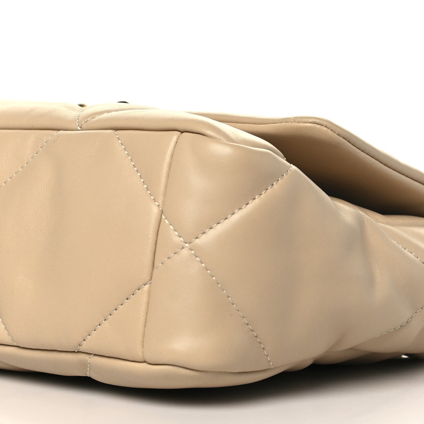 Lambskin Quilted Medium Chanel 19 Flap Light Beige