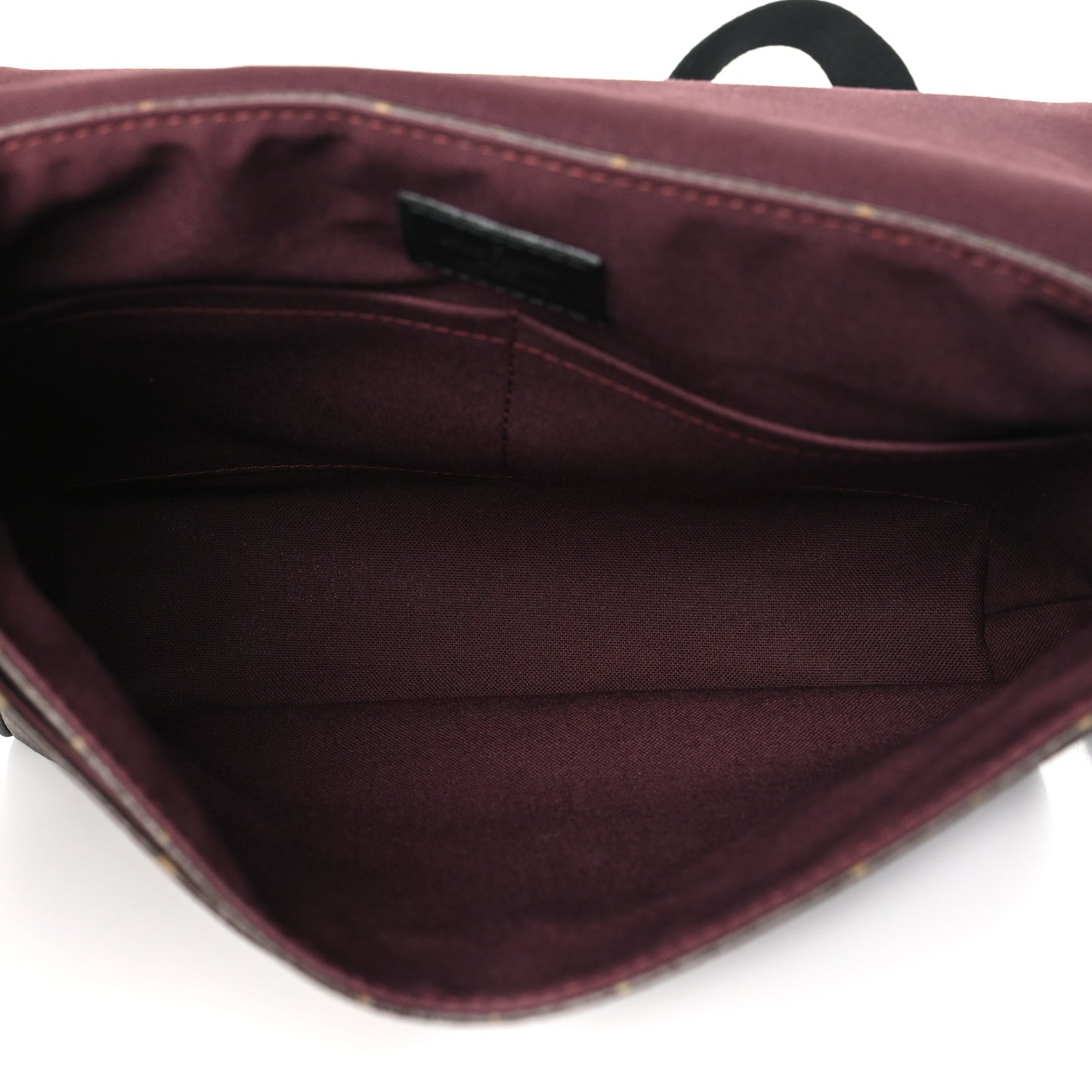 Monogram Macassar District PM