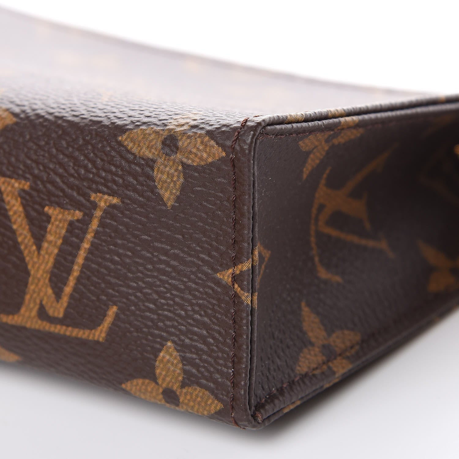 Louis Vuitton Monogram Toiletry Pouch 15 9 of 10