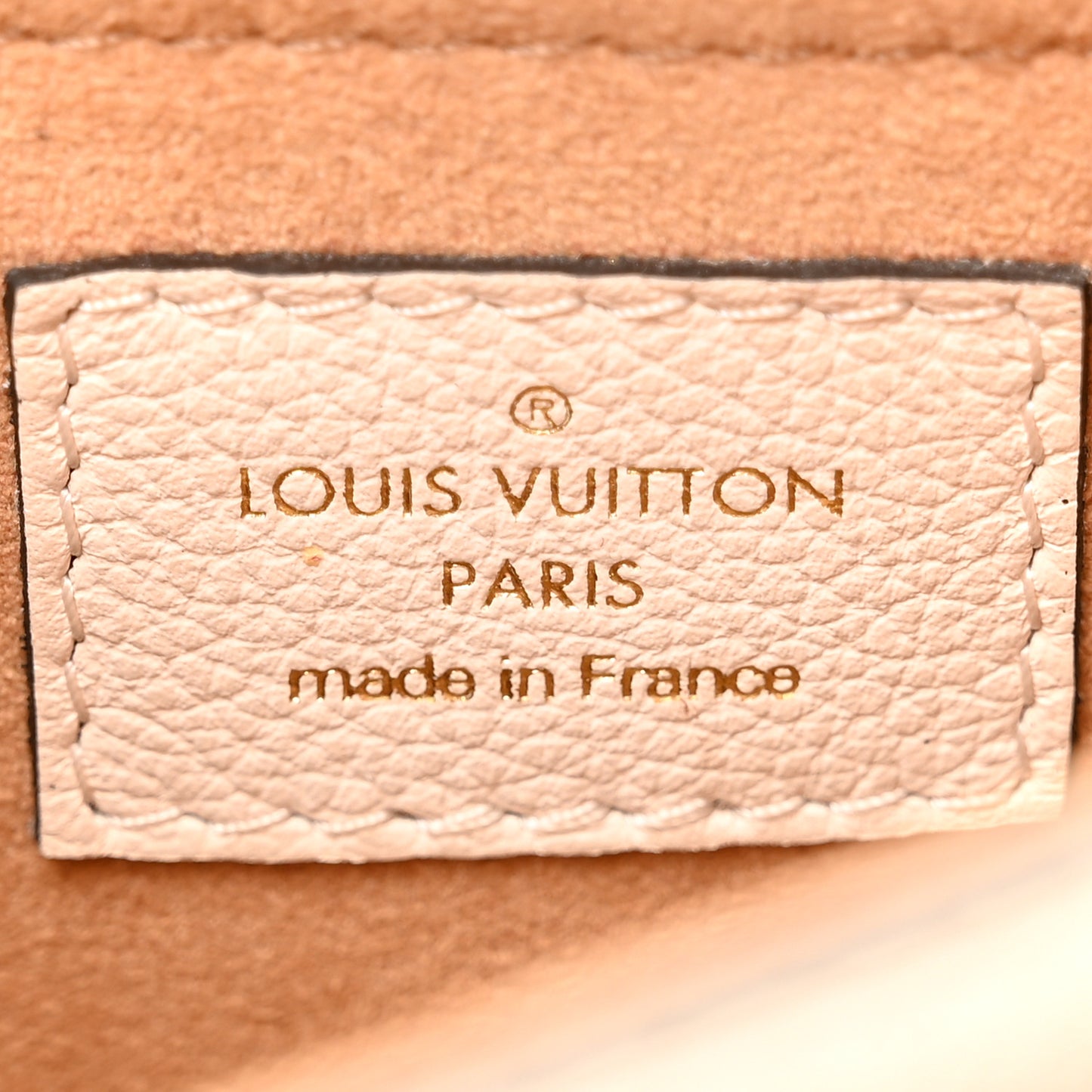 Grained Calfskin Lockme Tender Quartz