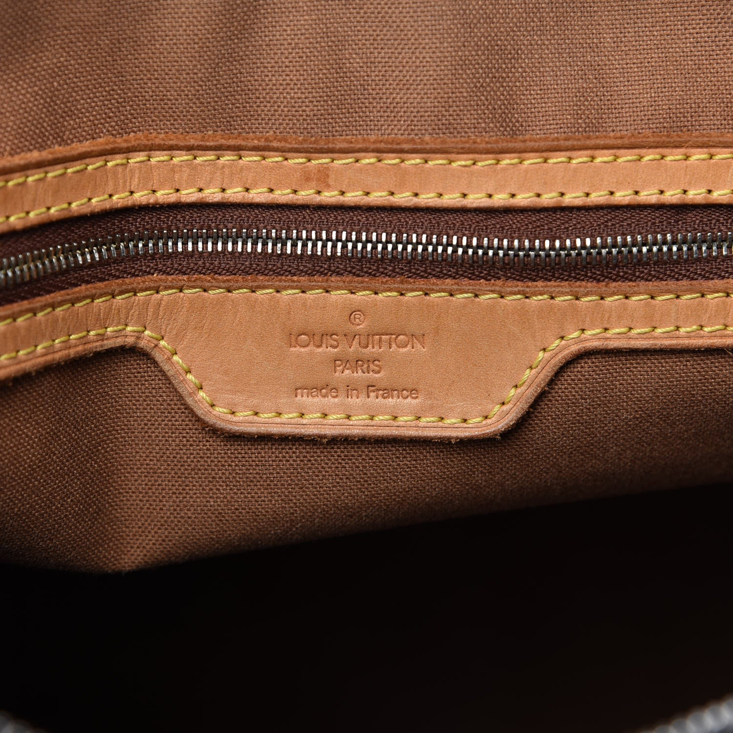 Louis Vuitton Monogram Cabas Mezzo 8 of 9