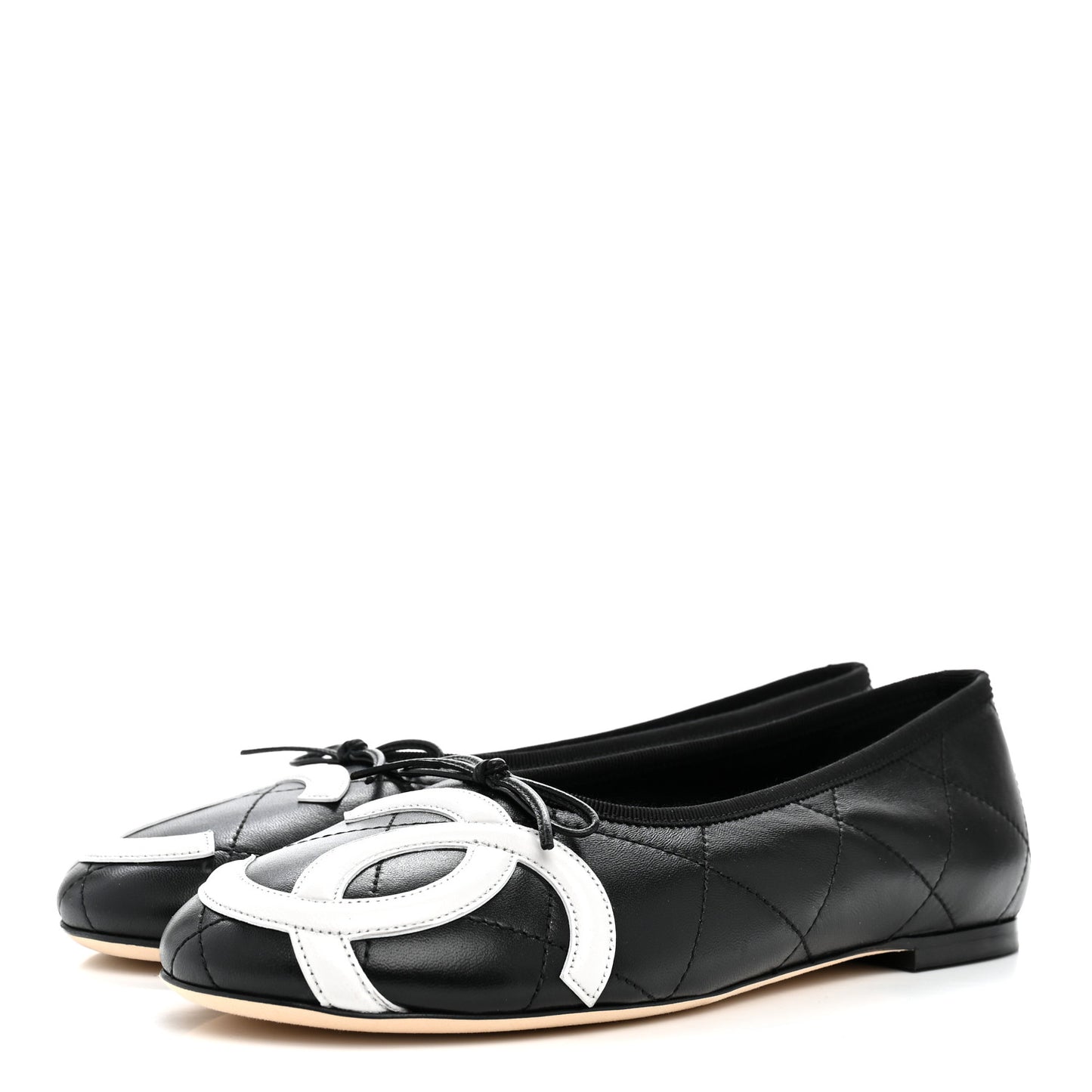 Lambskin Quilted CC Cambon Ballet Flats 40 Black White