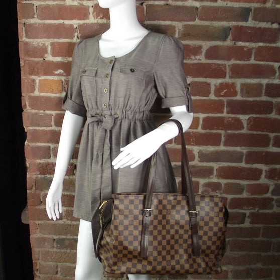 Louis Vuitton Damier Ebene Chelsea 2 of 10