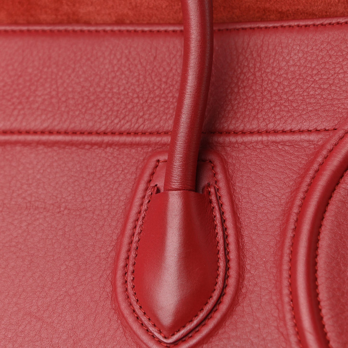 Baby Grained Calfskin Medium Phantom Luggage Carmin