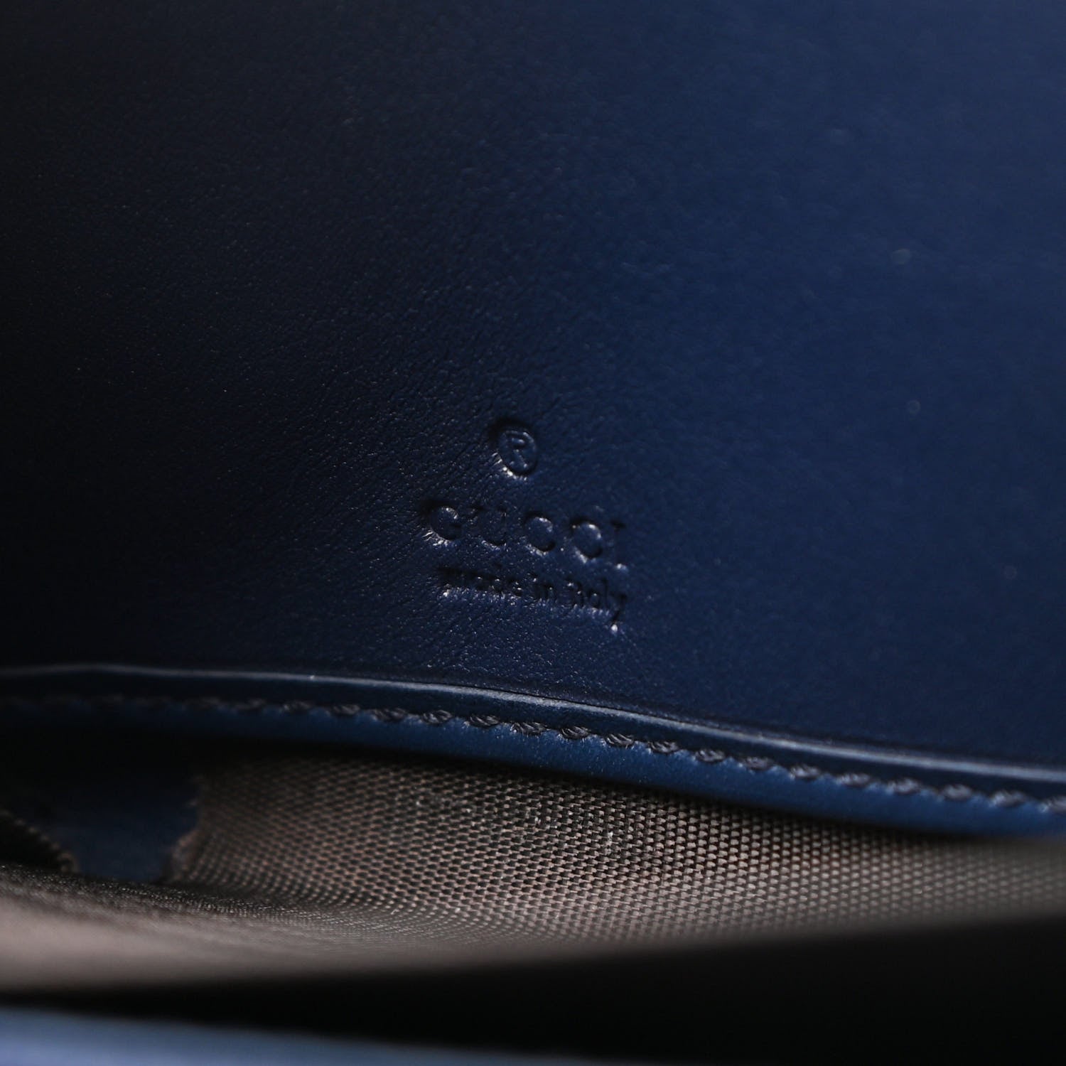 Gucci Calfskin Matelasse GucciGhost GG Marmont Zip Around Wallet Blue Agata Hibiscus Red 7 of 7