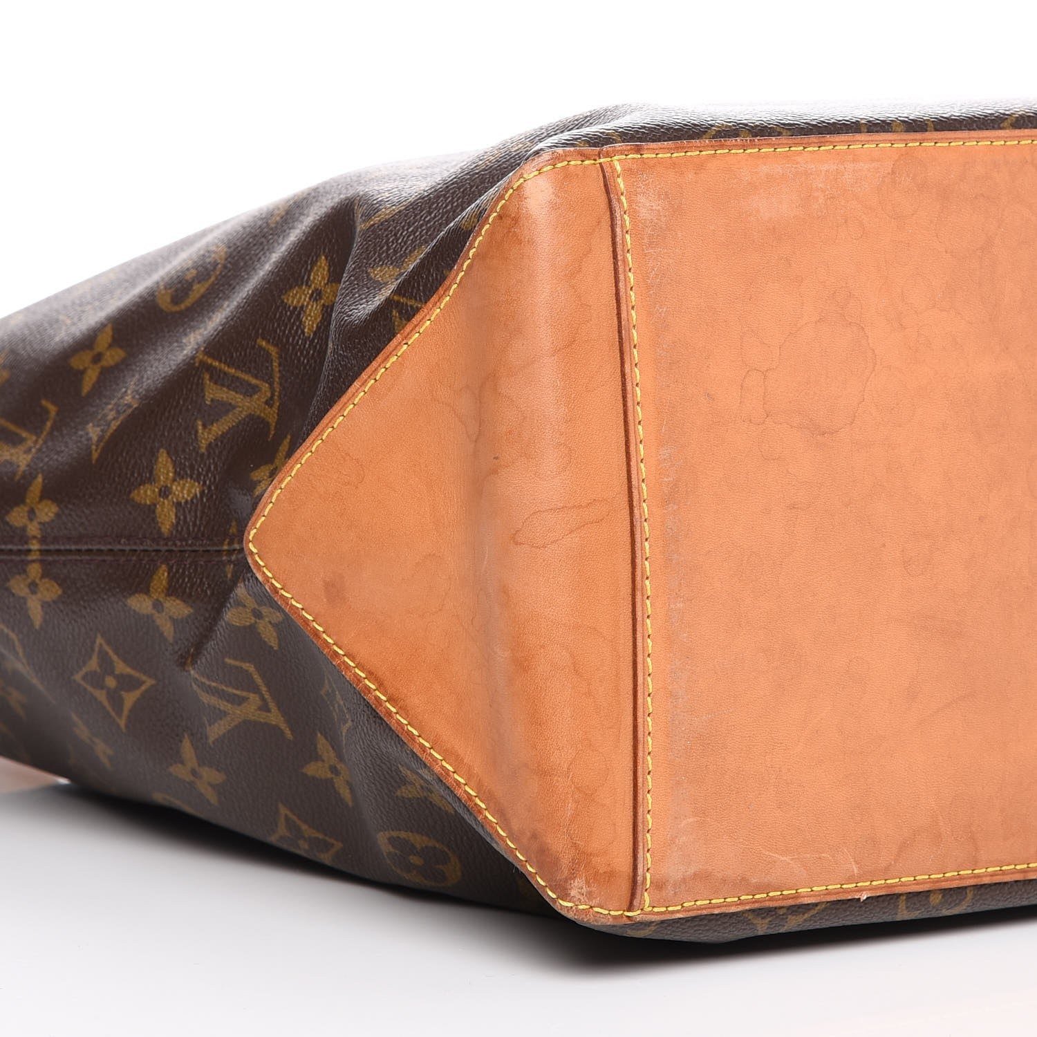 Louis Vuitton Monogram Cabas Mezzo 12 of 14