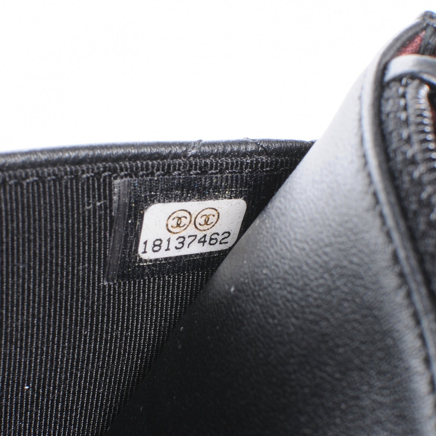 Lambskin Quilted Wallet On Chain WOC Black