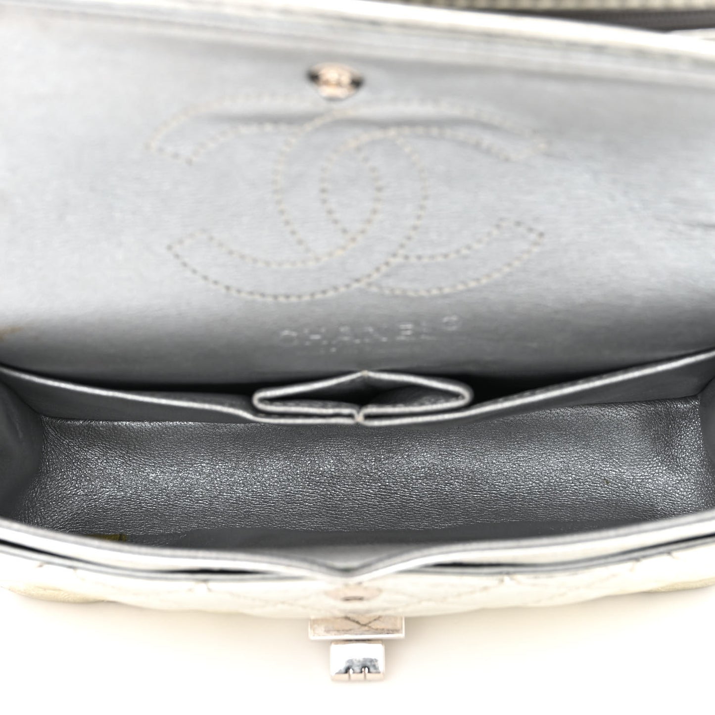 Metallic Aged Calfskin Quilted 2.55 Reissue 224 Flap Silver