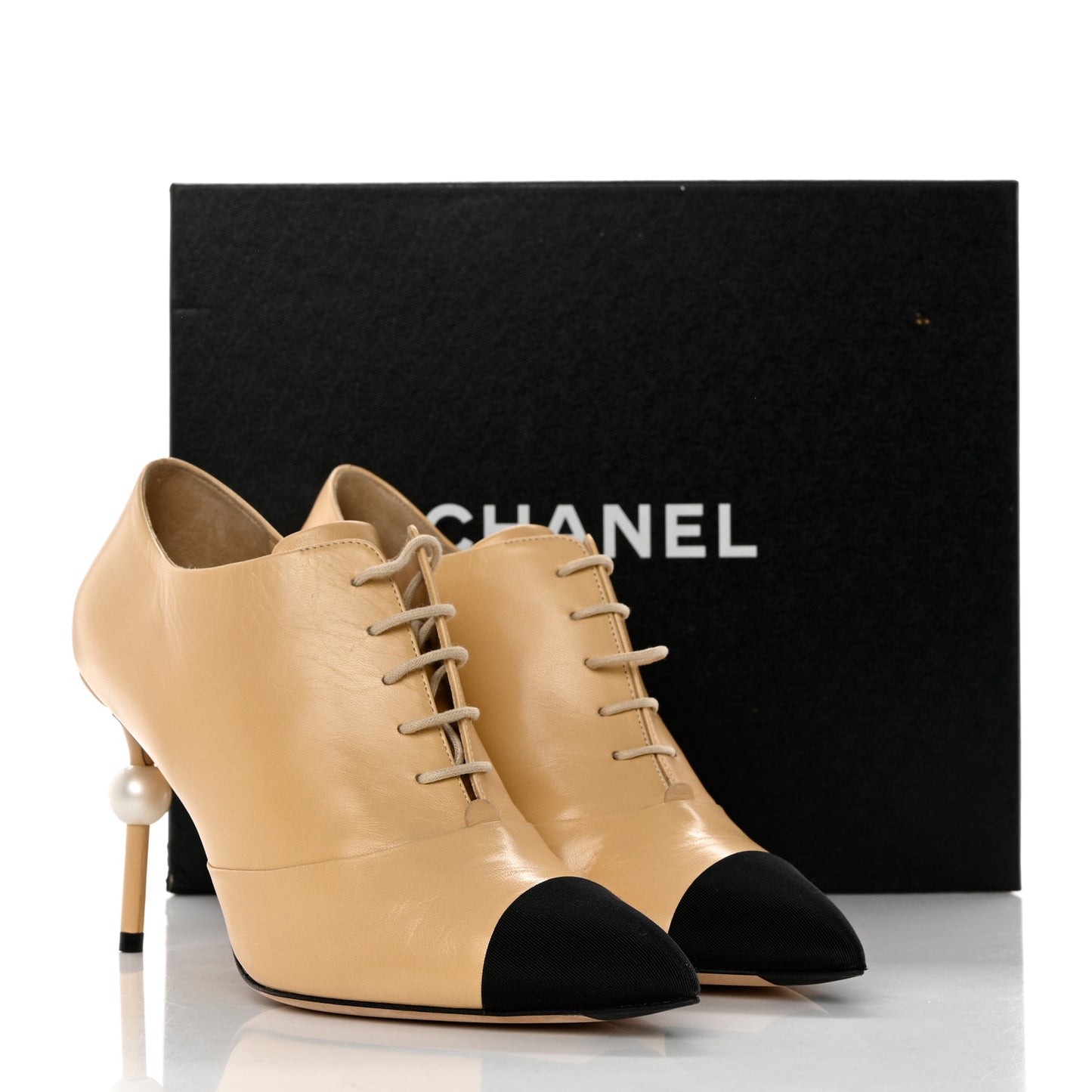 Goatskin Lace Up Cap Toe Booties 39.5 Beige Black