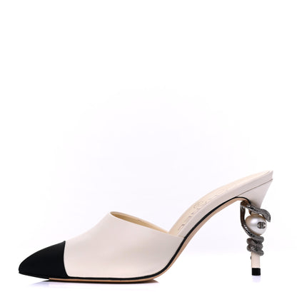 Chanel Lambskin Grosgrain Cap Toe Snake Pearl Mule 35 White Black 1 of 15
