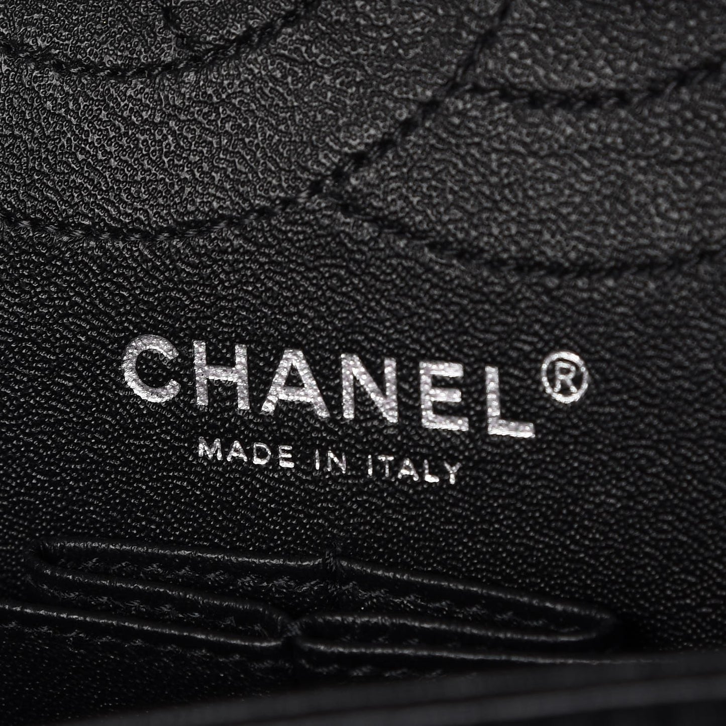 Crumpled Calfskin Quilted 2.55 Reissue 226 Flap So Black