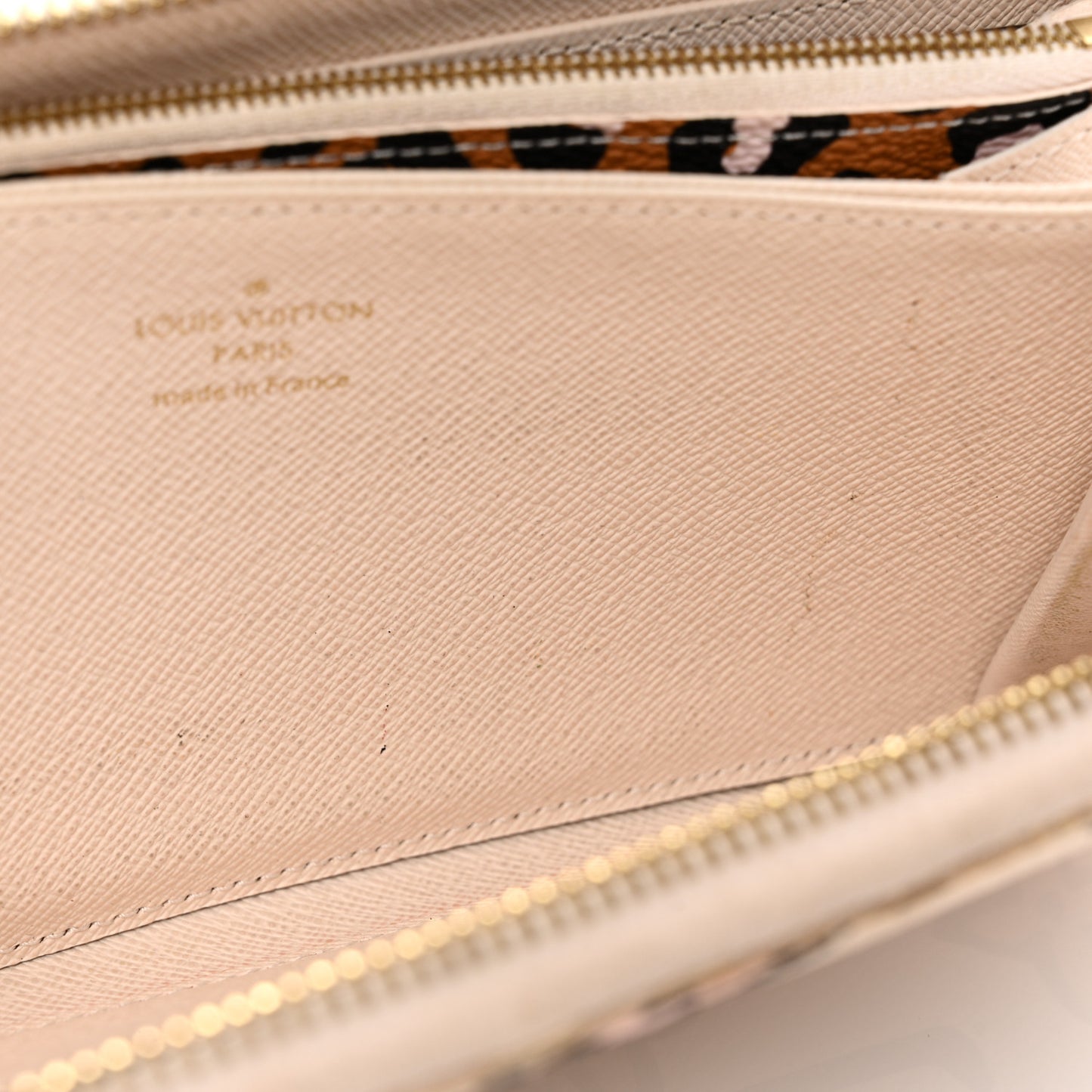 Monogram Giant Wild At Heart Zippy Wallet Creme