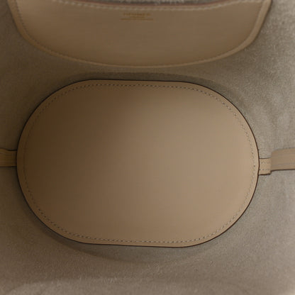 Hermes Taurillon Clemence Swift In-The-Loop 18 Bag Craie 5 of 10