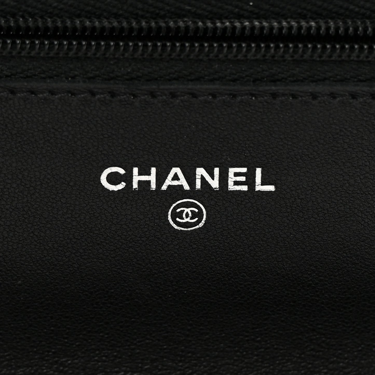 Lambskin Quilted Wallet On Chain WOC Black