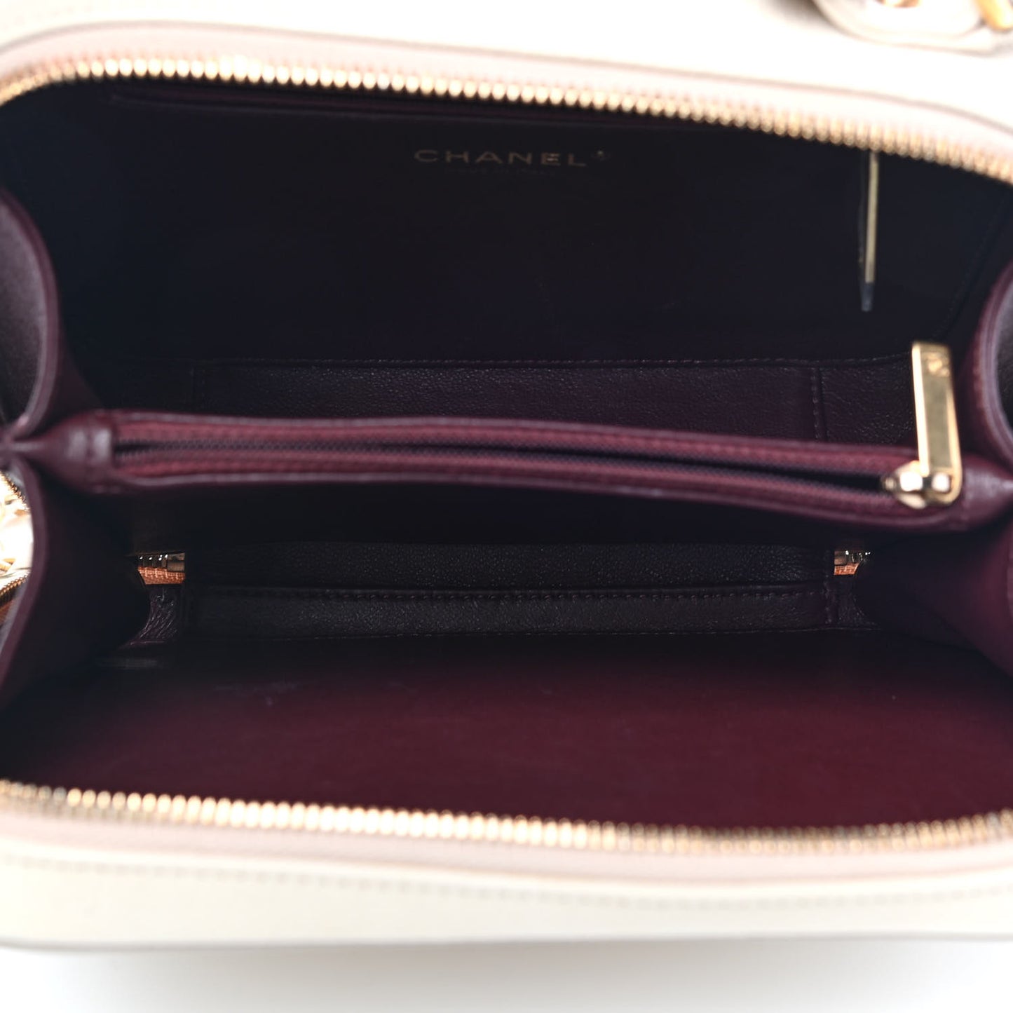 Caviar Quilted Medium CC Filigree Vanity Case Light Beige