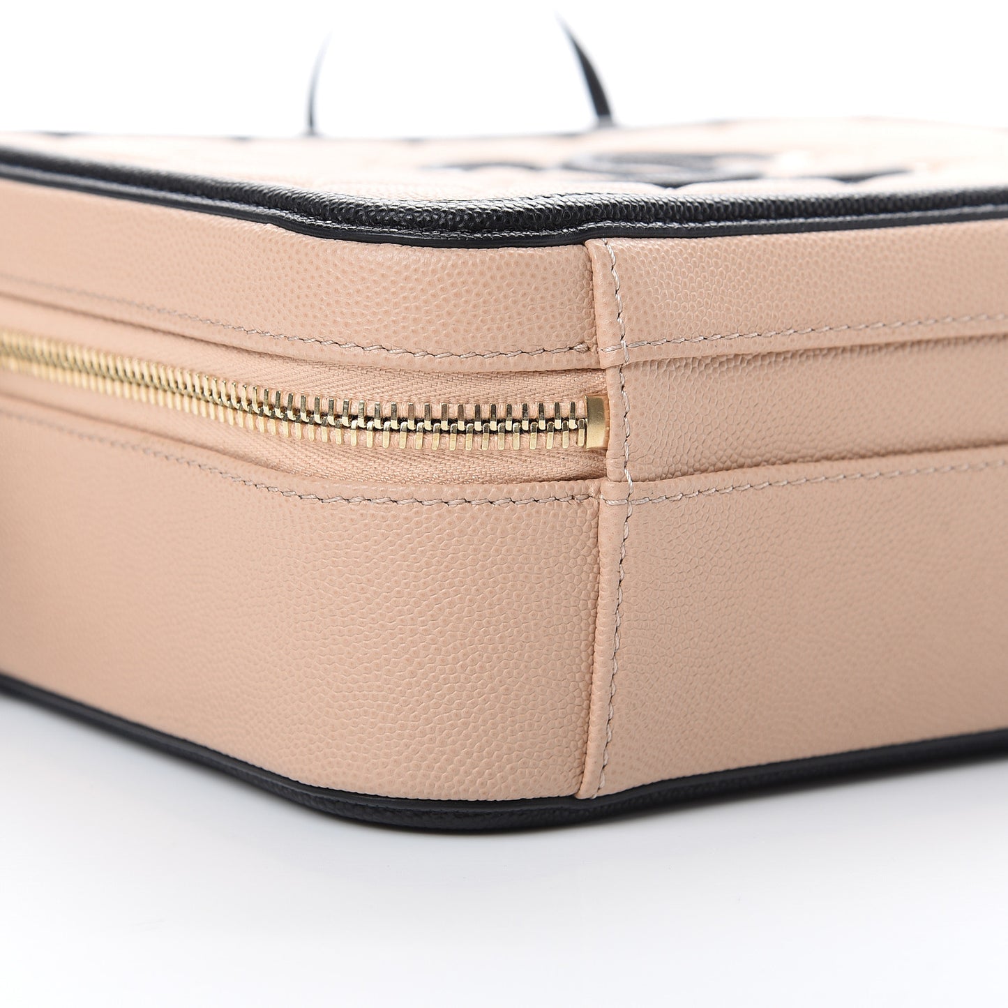 Caviar Quilted Medium CC Filigree Vanity Case Beige Black