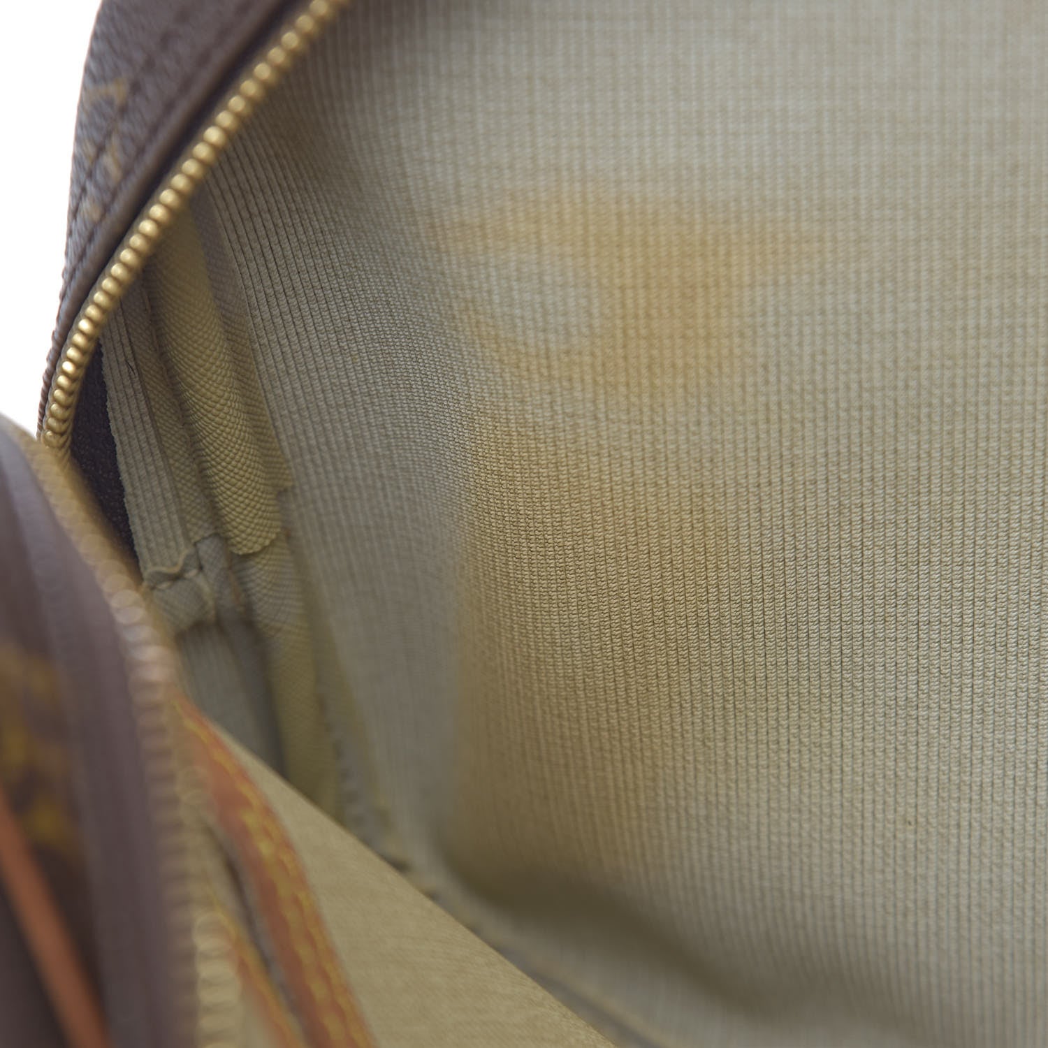 Louis Vuitton Monogram Reporter PM 8 of 15