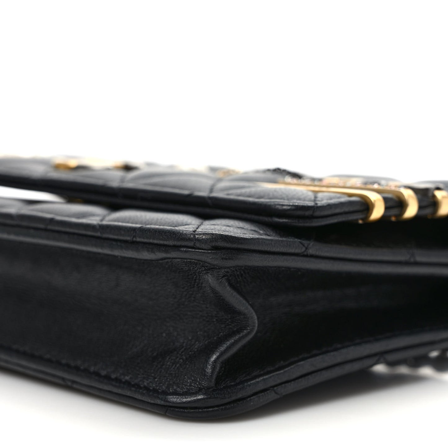 Lambskin Quilted Coco Clips Wallet On Chain WOC Black