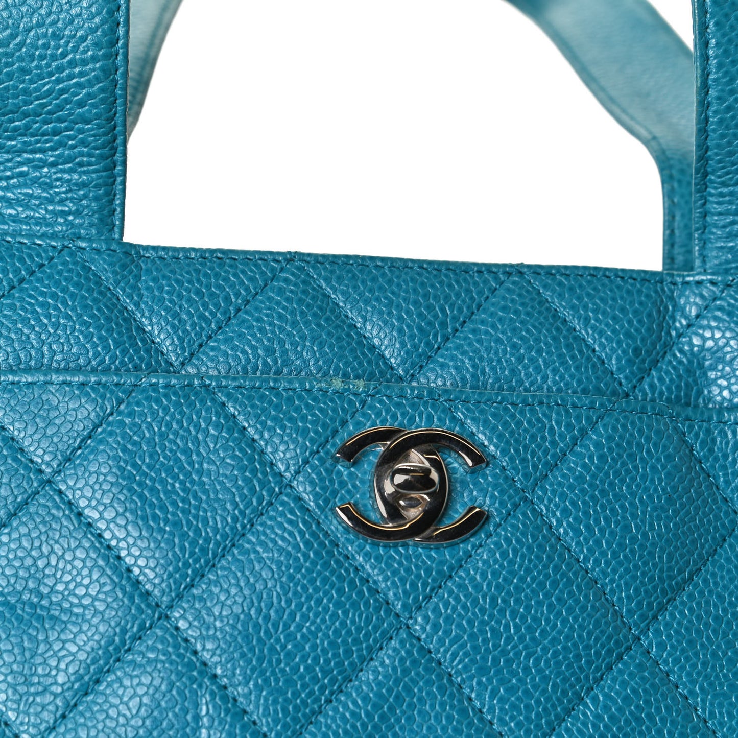 Caviar Quilted Shoulder Bag Blue