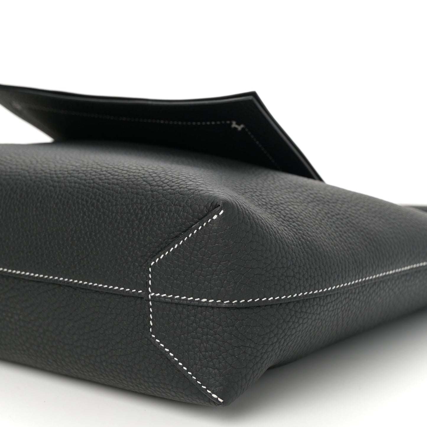 Taurillon Clemence Cabasellier 31 Black