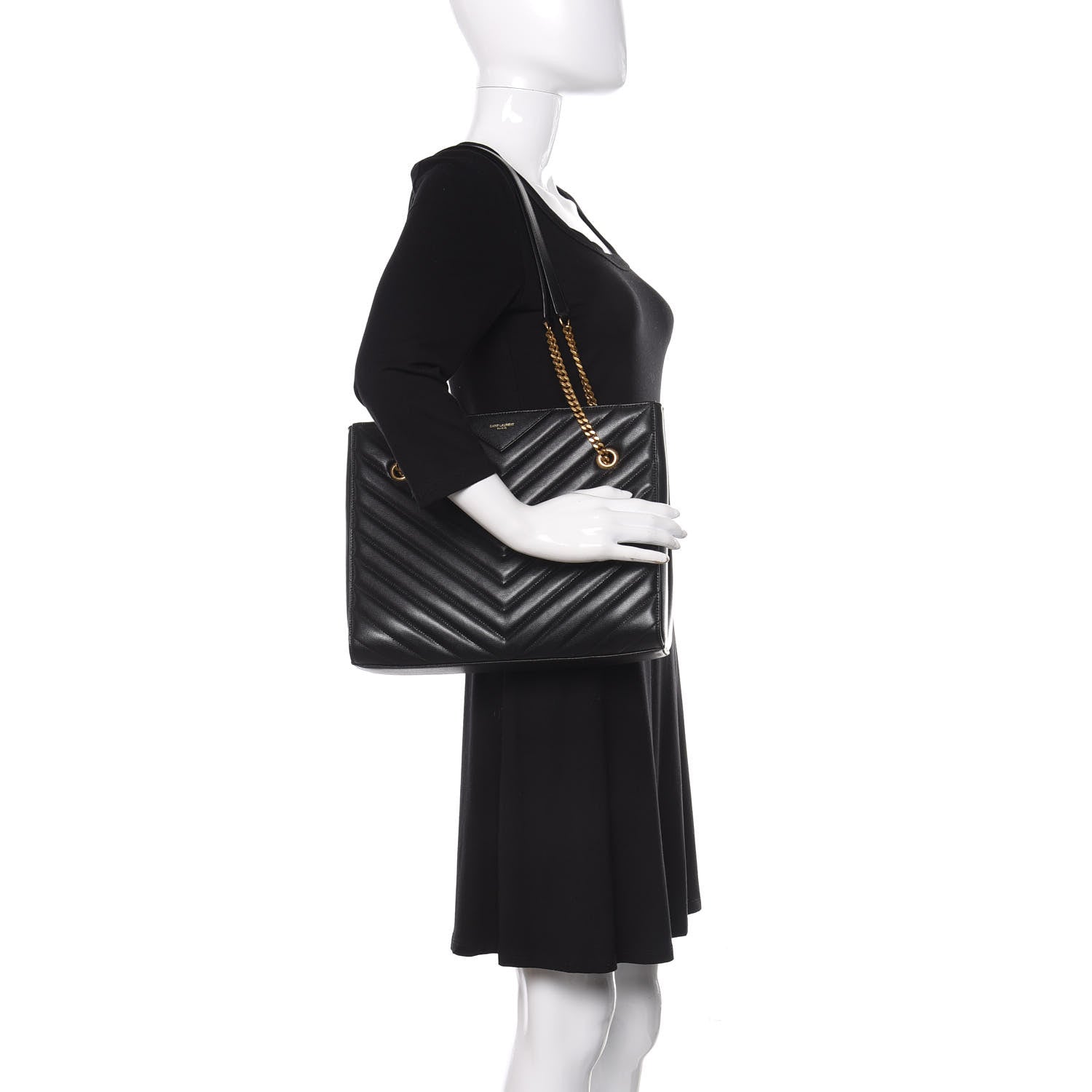 Saint Laurent Grain De Poudre Matelasse Chevron Medium Tribeca Shopping Bag Black 2 of 11